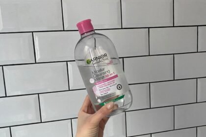 Ez történik, ha micellás vizet öntesz az orchideára és a leanderre