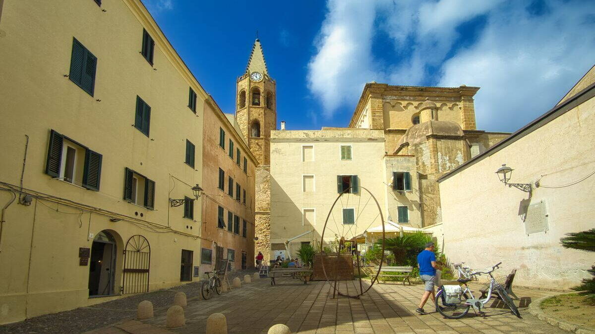 Alghero óvárosa Szardínián