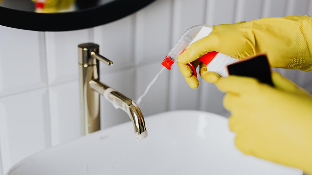 Az ecet a vízkő ellensége, de ezt az 5 dolgot a lakásban csendben tönkreteszi