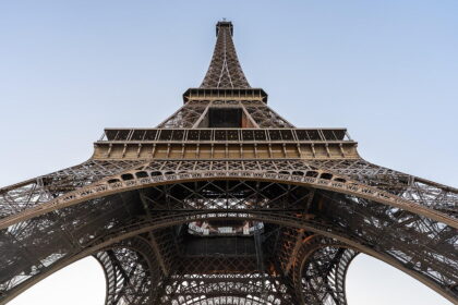 Nyáron megnő, télen összemegy az Eiffel-torony: ezért változik a mérete minden évben