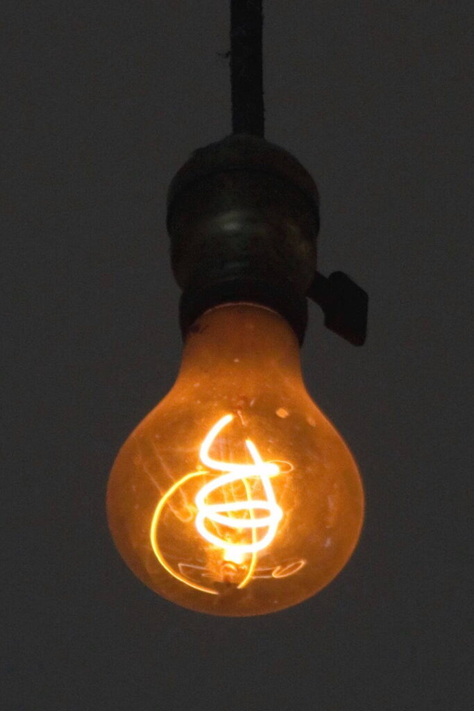 A Centennial Light izzó a livermore-i 6-os tűzoltóállomáson