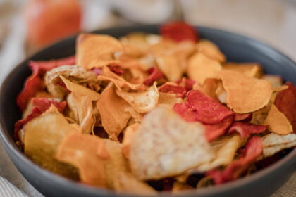 Céklachips a saját kertből: ezért lesz az egyik szelet ropogós, a másik rágós ugyanabban a kosárban